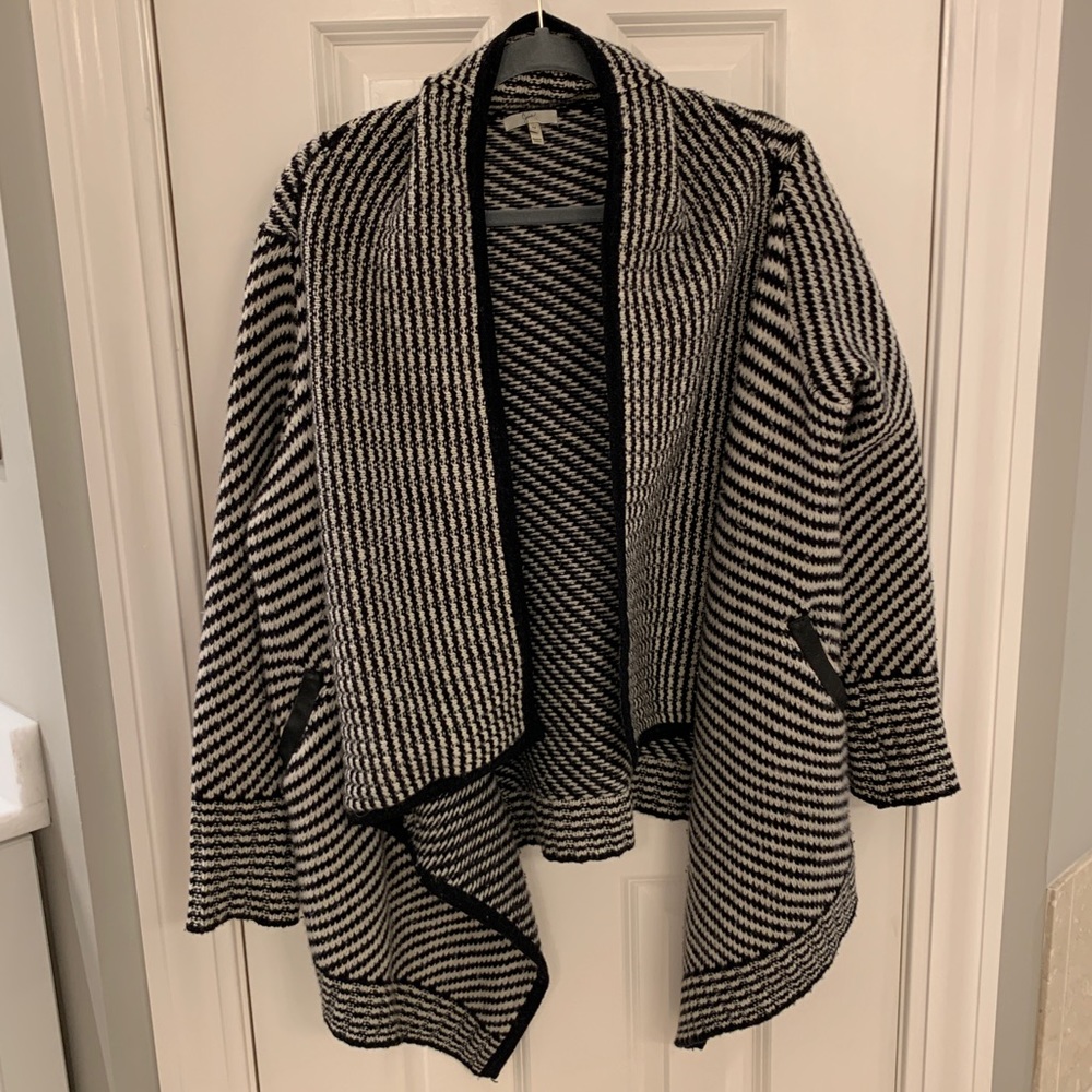 Joie Women’s black/white striped wool sweater M